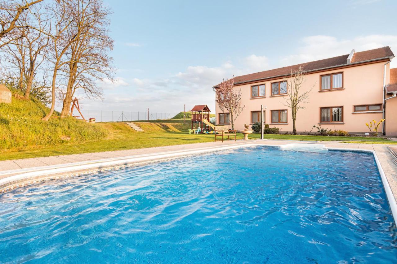 Resort Kovacs Novosedly  Екстериор снимка